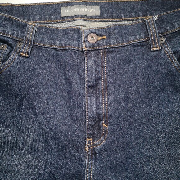 Denver Hayes Men's Size 42/30 Medium Wash Straight Fit Blue Jeans - Picture 7 of 12